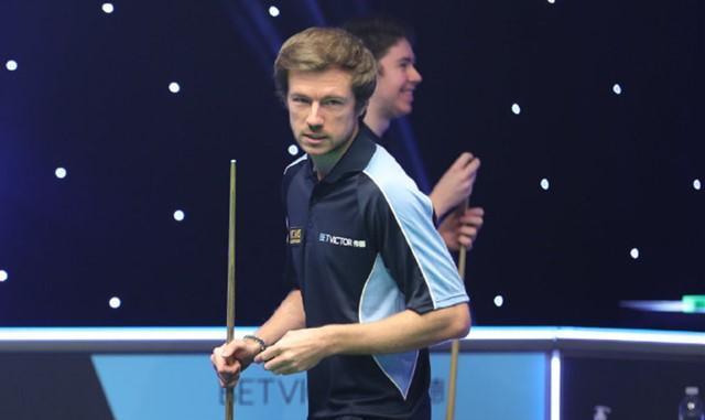 展现出惊人 展现出惊人