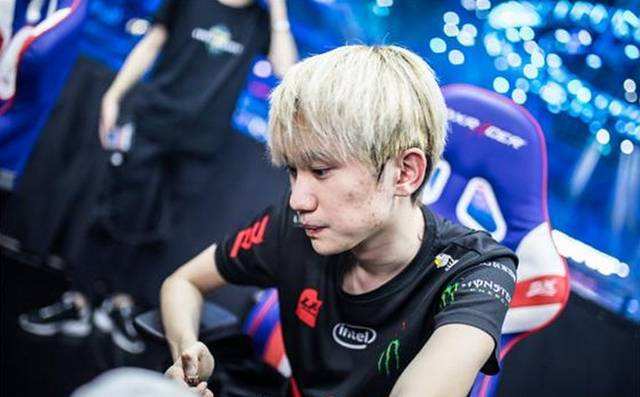 于不利地位 于不利地位